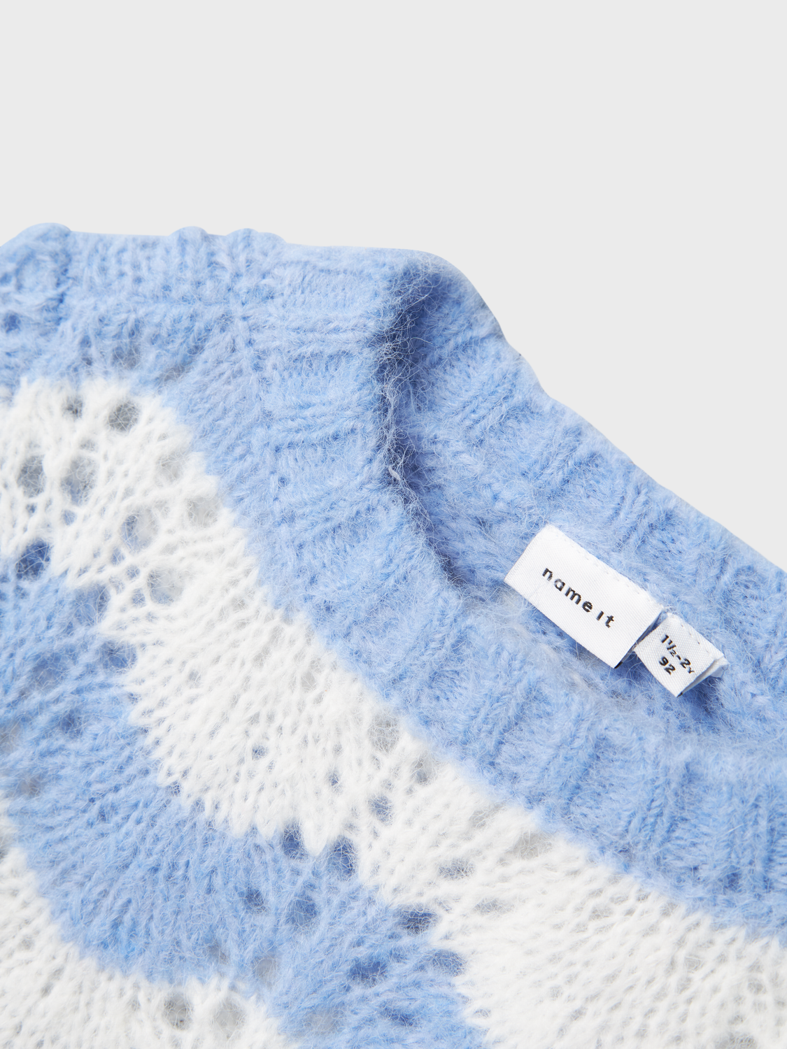 model_shot-front_full